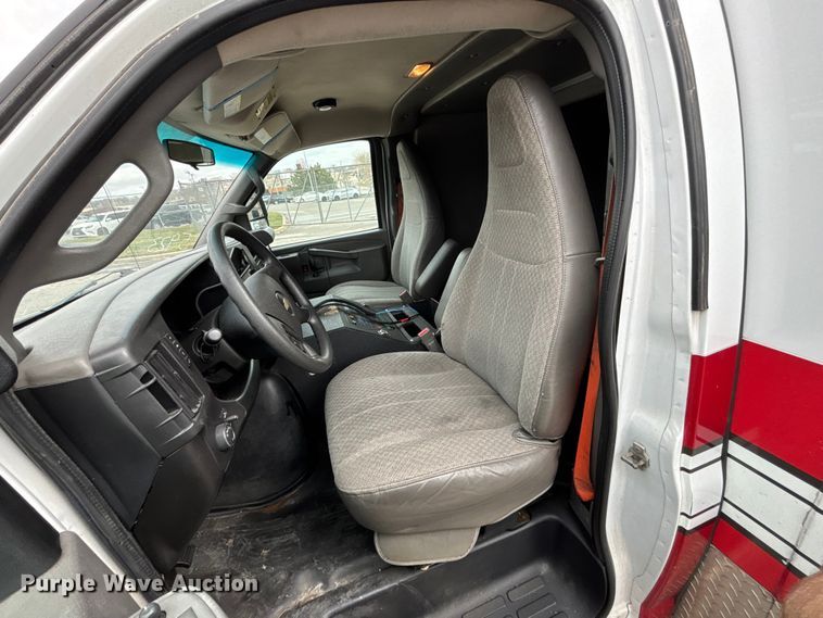 image for item FB3562 2016 Chevrolet Express G4500 ambulance