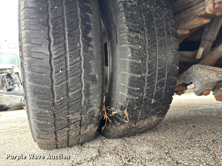 image for item FB3562 2016 Chevrolet Express G4500 ambulance