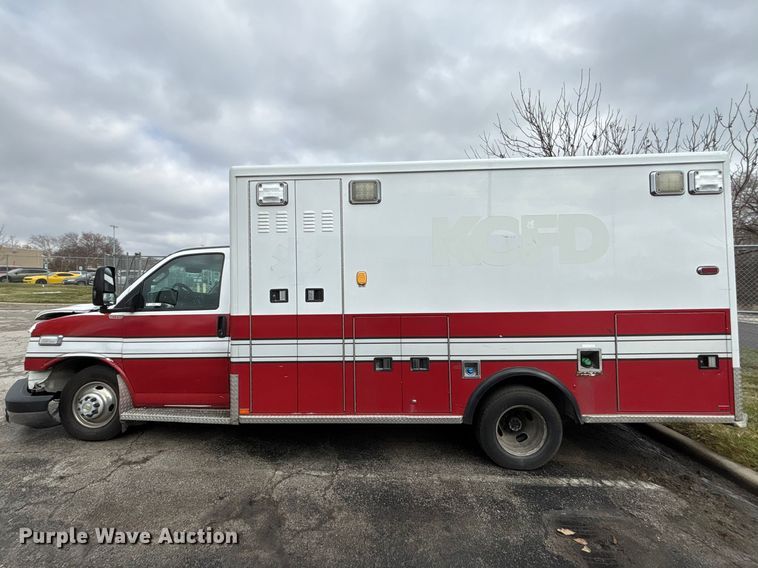 image for item FB3563 2016 Chevrolet Express G4500 ambulance