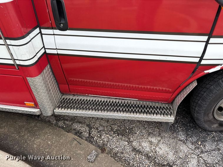 image for item FB3563 2016 Chevrolet Express G4500 ambulance