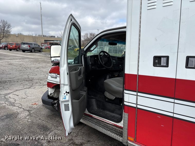 image for item FB3563 2016 Chevrolet Express G4500 ambulance