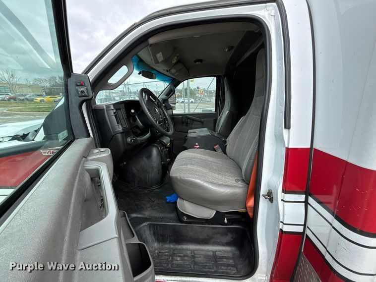 image for item FB3563 2016 Chevrolet Express G4500 ambulance