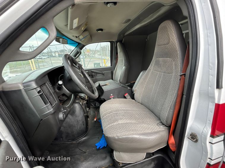 image for item FB3563 2016 Chevrolet Express G4500 ambulance