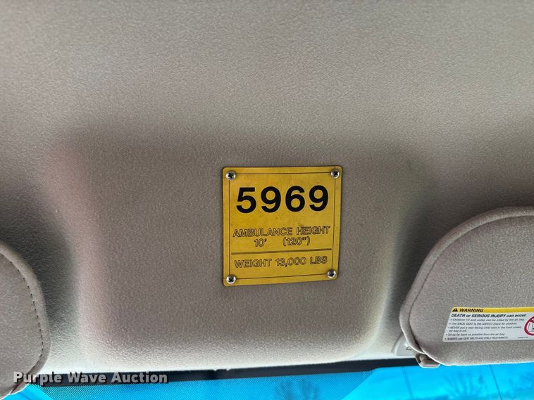 image for item FB3563 2016 Chevrolet Express G4500 ambulance