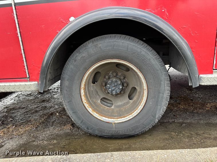 image for item FB3563 2016 Chevrolet Express G4500 ambulance