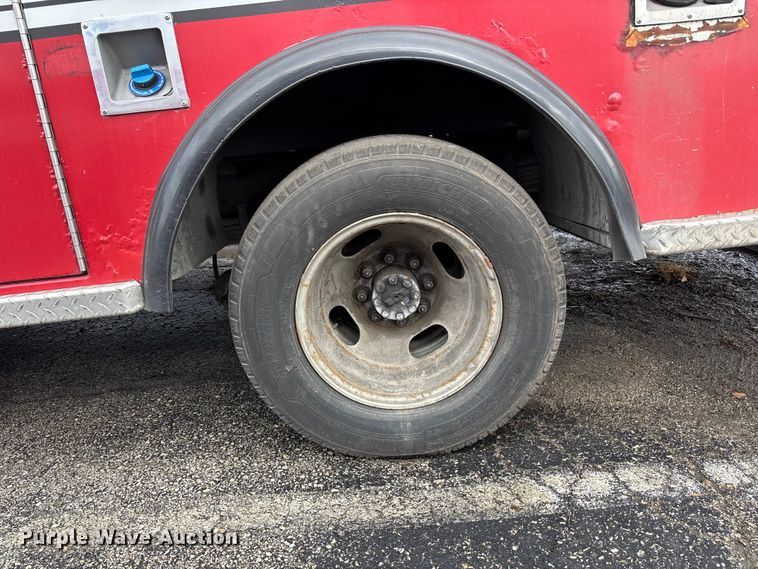 image for item FB3563 2016 Chevrolet Express G4500 ambulance