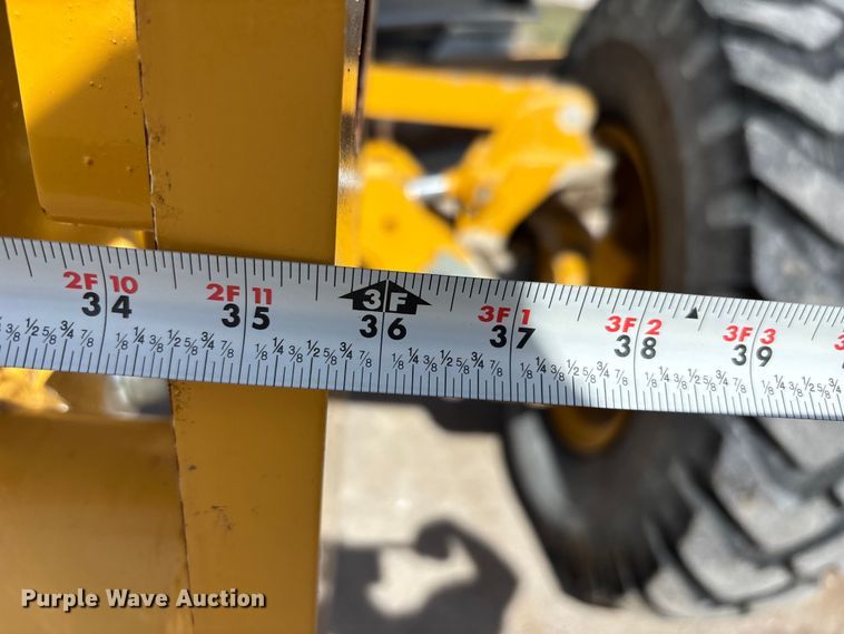 image for item FB3610 2018 John Deere 770G motor grader