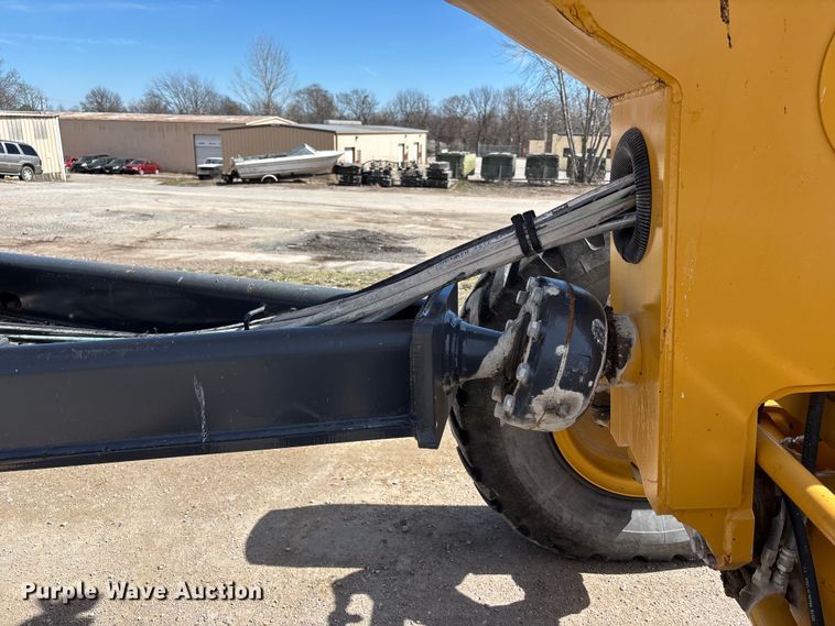 image for item FB3610 2018 John Deere 770G motor grader