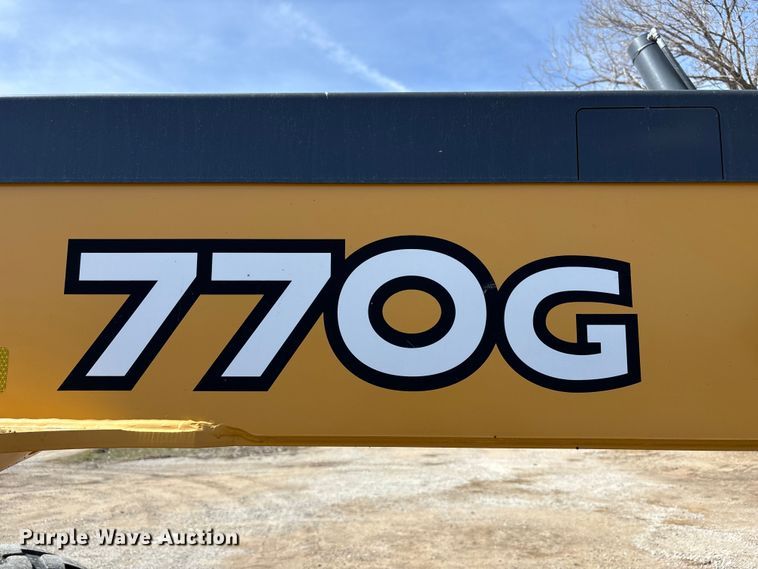 image for item FB3610 2018 John Deere 770G motor grader