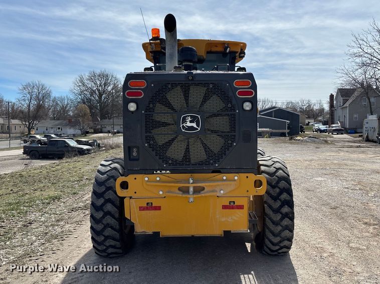 image for item FB3612 2017 John Deere 770G motor grader