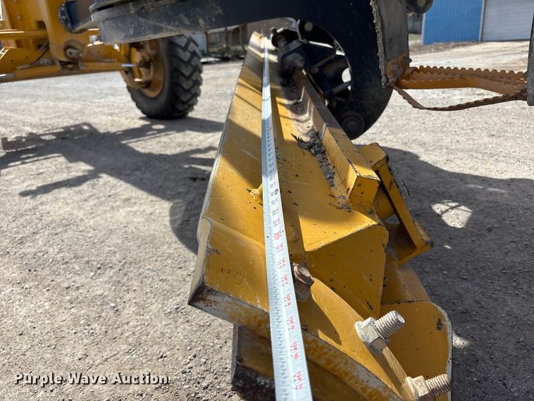 image for item FB3612 2017 John Deere 770G motor grader