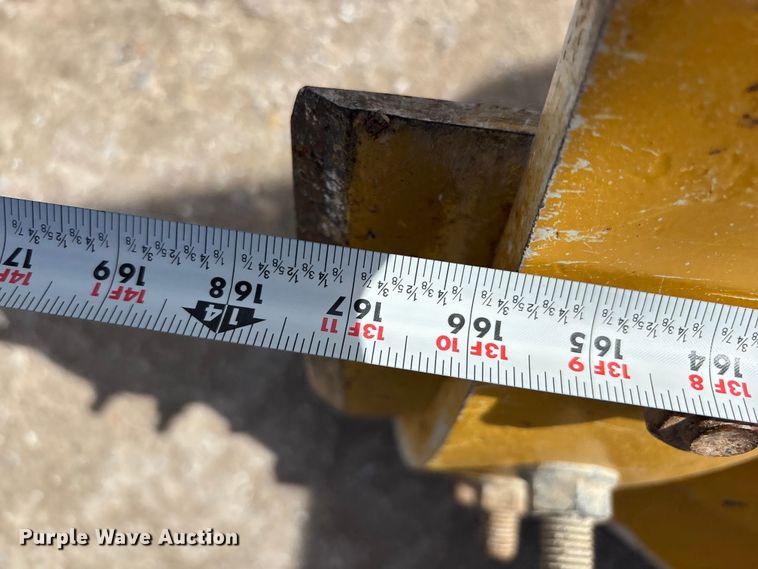 image for item FB3612 2017 John Deere 770G motor grader