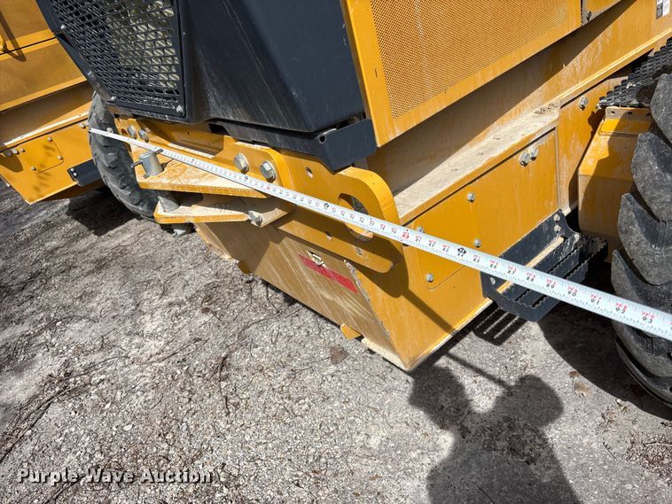 image for item FB3612 2017 John Deere 770G motor grader