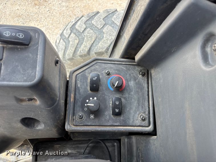 image for item FB3612 2017 John Deere 770G motor grader