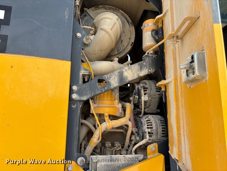 image for item FB3612 2017 John Deere 770G motor grader