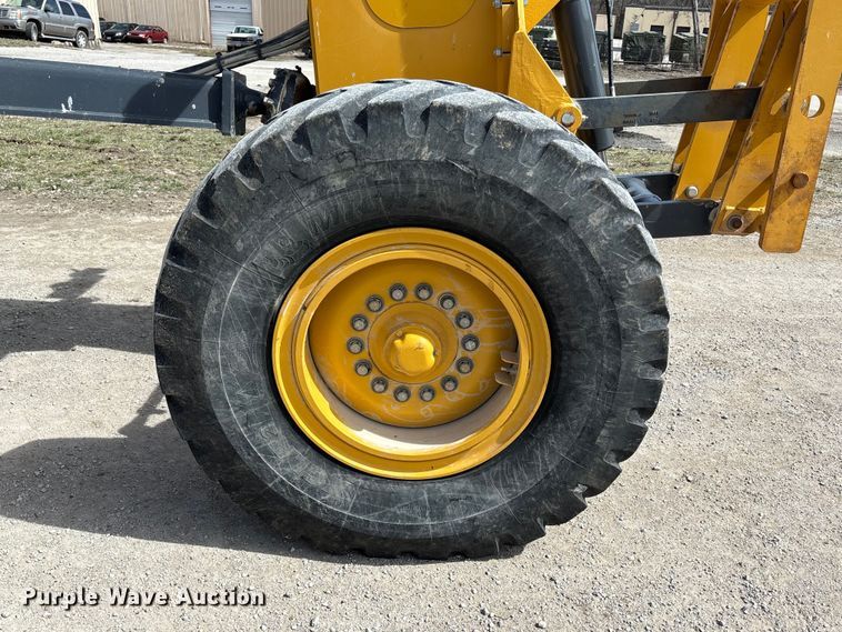 image for item FB3612 2017 John Deere 770G motor grader