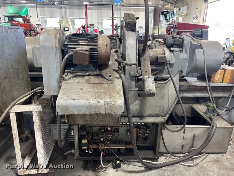 image for item FB3626 Peterson machine tool inc crankshaft grinder