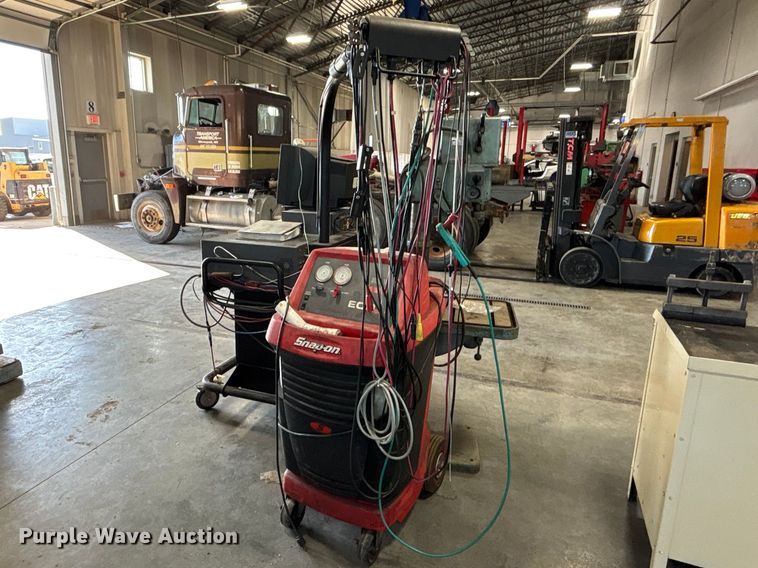 image for item FB3630 Snap-On diagnostic machine