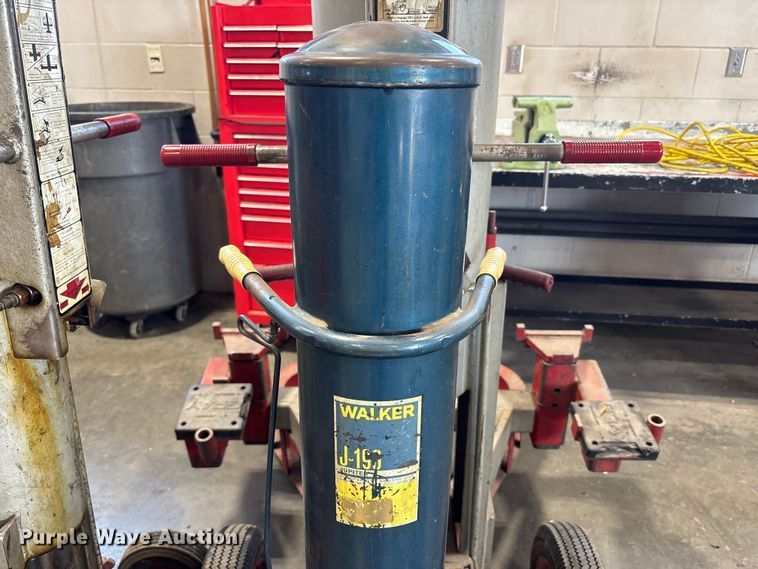 image for item FB3633 (3) air lifts