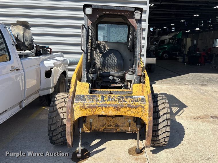 image for item FB3634 2000 Caterpillar 226 skid steer loader