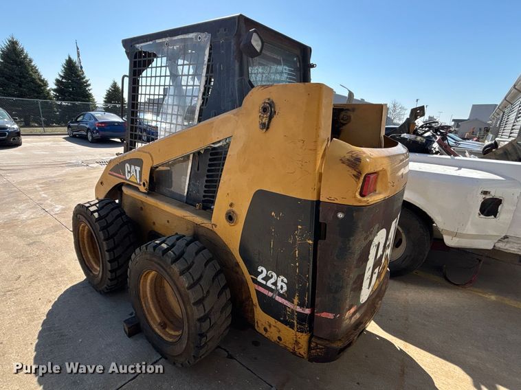 image for item FB3634 2000 Caterpillar 226 skid steer loader