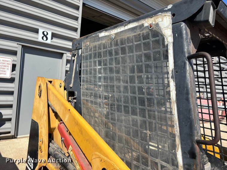 image for item FB3634 2000 Caterpillar 226 skid steer loader