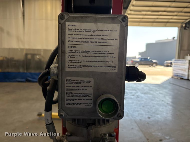 image for item FB3636 Snap on automotive car lift