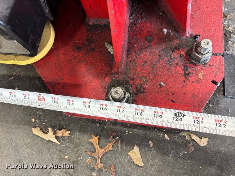 image for item FB3636 Snap on automotive car lift