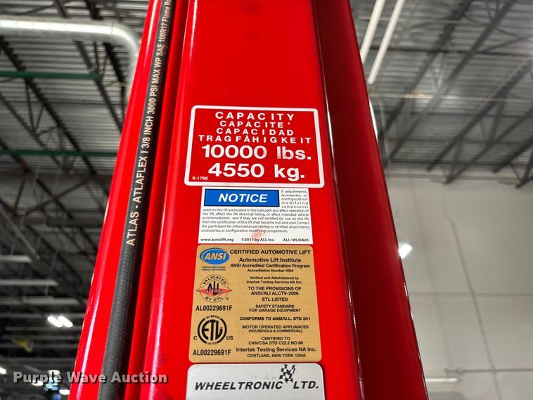 image for item FB3636 Snap on automotive car lift