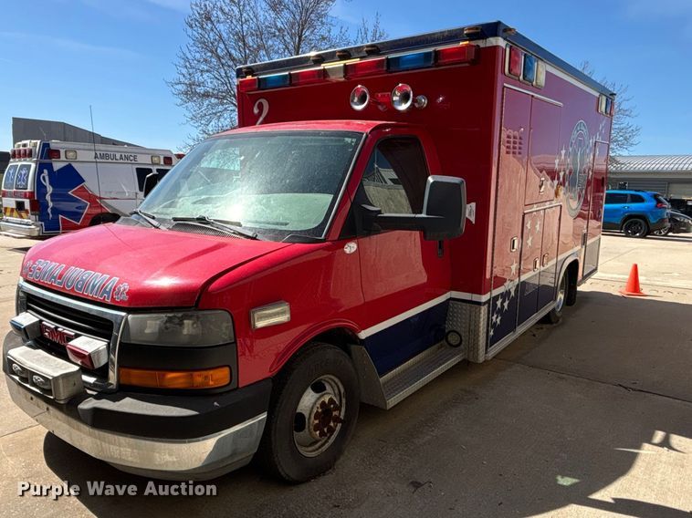 image for item FB3639 2009 GMC   ambulance