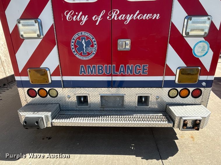 image for item FB3639 2009 GMC   ambulance