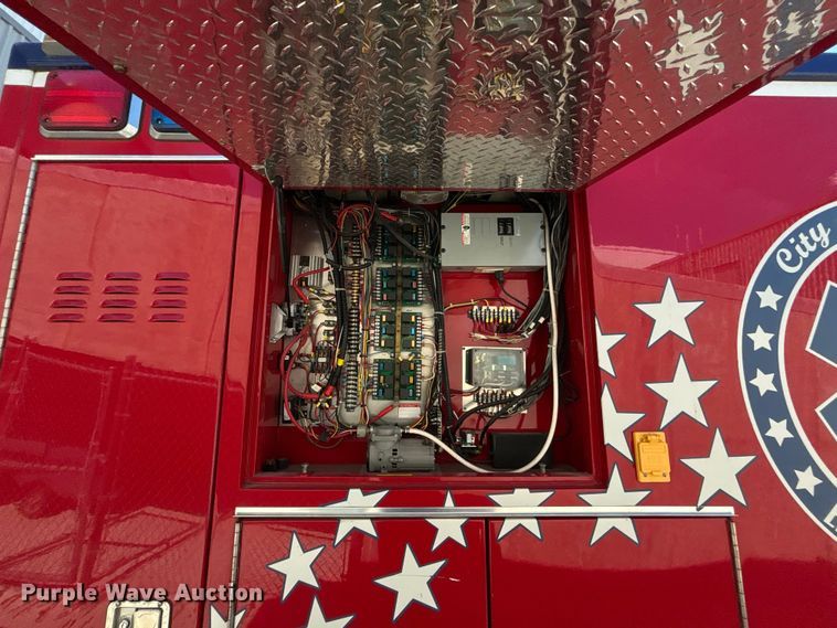 image for item FB3639 2009 GMC   ambulance