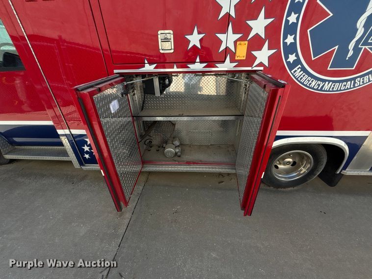 image for item FB3639 2009 GMC   ambulance