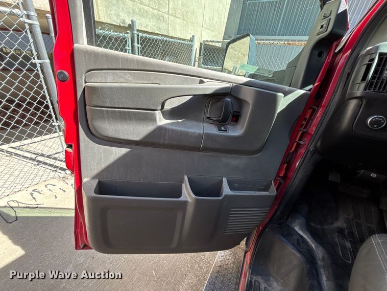 image for item FB3639 2009 GMC   ambulance