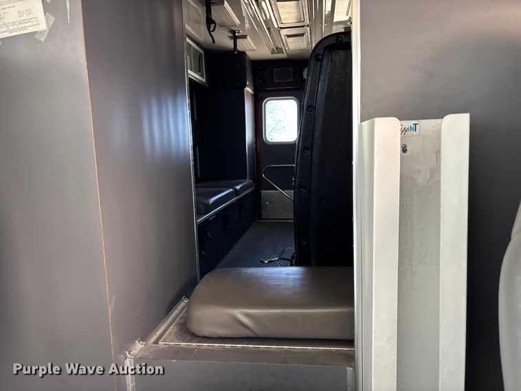 image for item FB3639 2009 GMC   ambulance