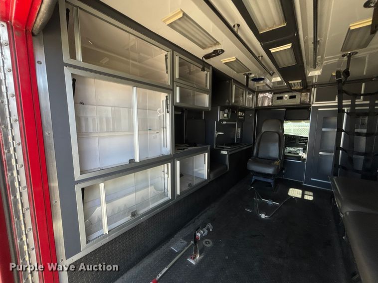 image for item FB3639 2009 GMC   ambulance