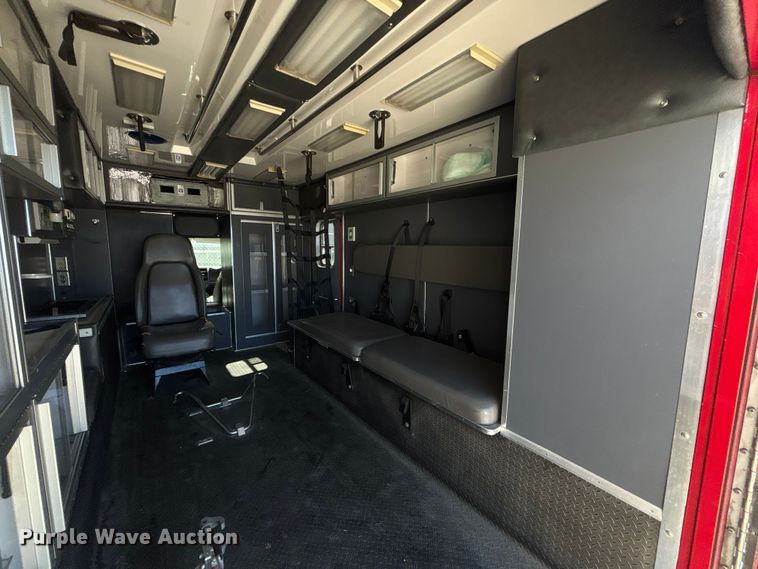 image for item FB3639 2009 GMC   ambulance