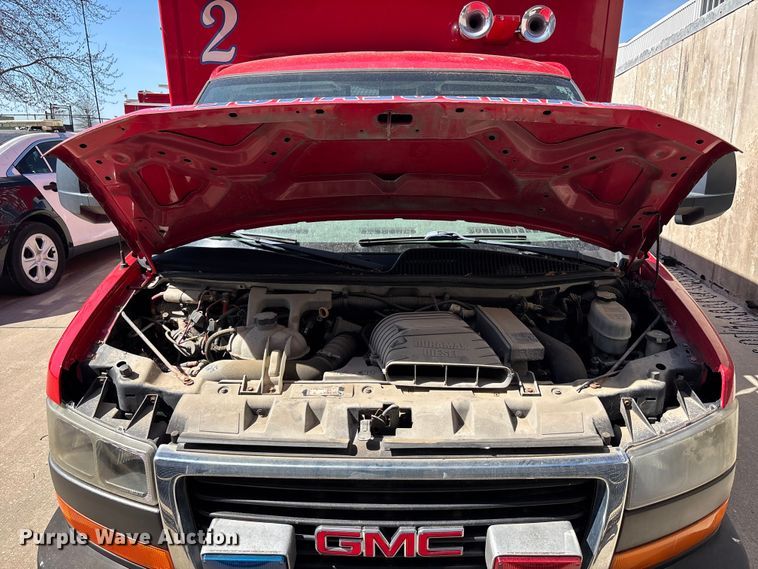 image for item FB3639 2009 GMC   ambulance