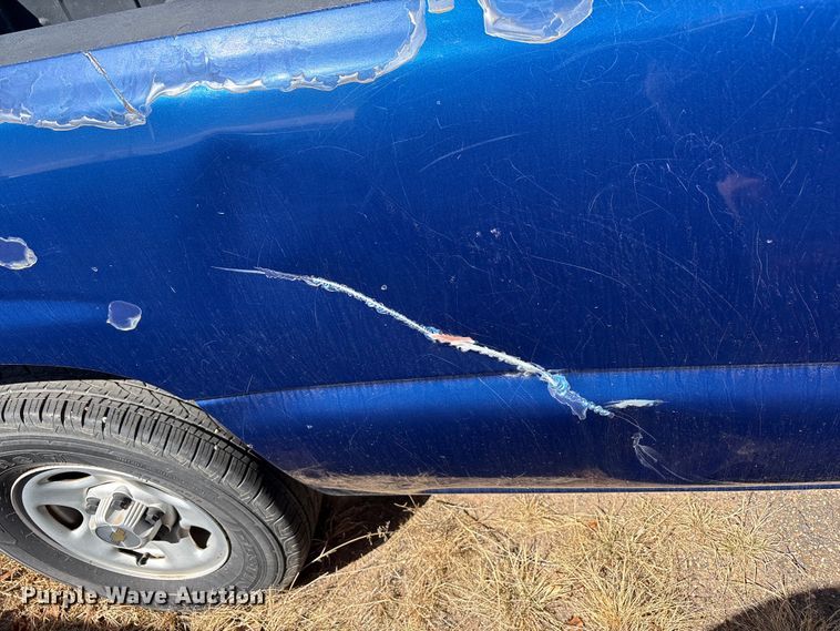 image for item FC2018 2003 Chevrolet Silverado 1500 pickup truck