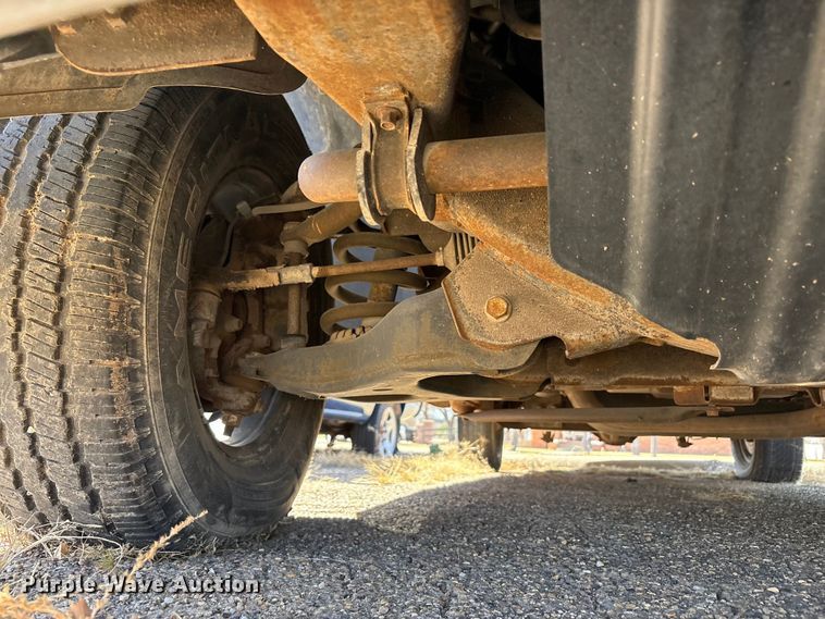 image for item FC2018 2003 Chevrolet Silverado 1500 pickup truck