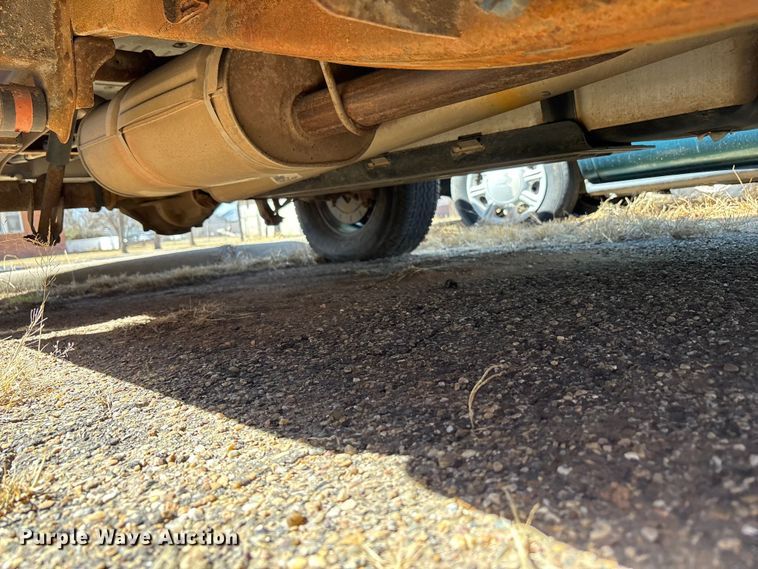 image for item FC2018 2003 Chevrolet Silverado 1500 pickup truck