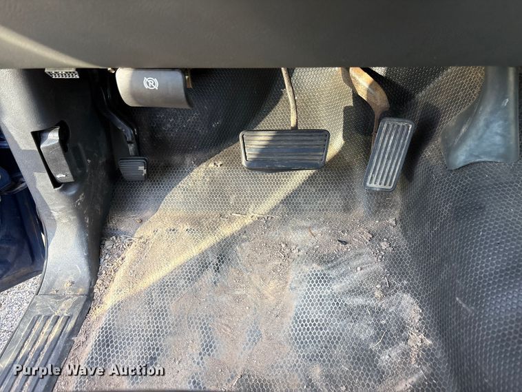 image for item FC2018 2003 Chevrolet Silverado 1500 pickup truck