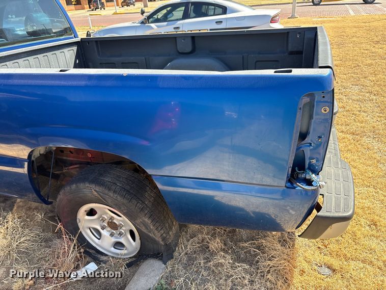 image for item FC2019 2003 Chevrolet Silverado 1500 pickup truck