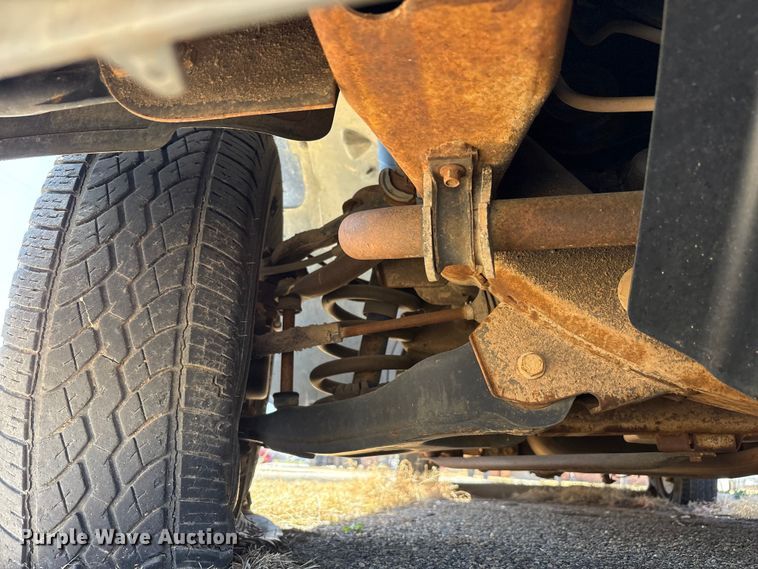 image for item FC2019 2003 Chevrolet Silverado 1500 pickup truck