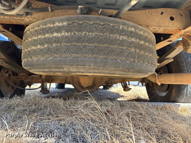 image for item FC2019 2003 Chevrolet Silverado 1500 pickup truck