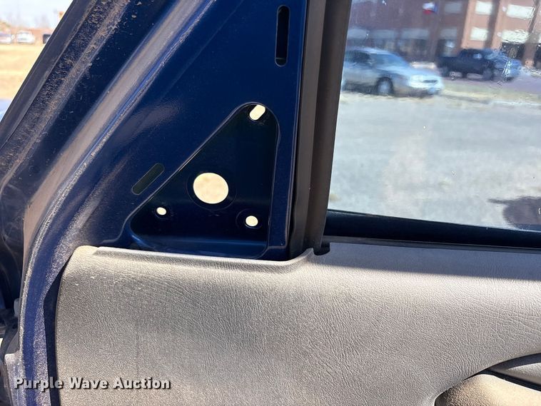 image for item FC2019 2003 Chevrolet Silverado 1500 pickup truck