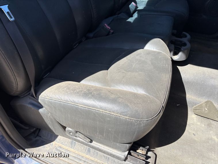 image for item FC2019 2003 Chevrolet Silverado 1500 pickup truck