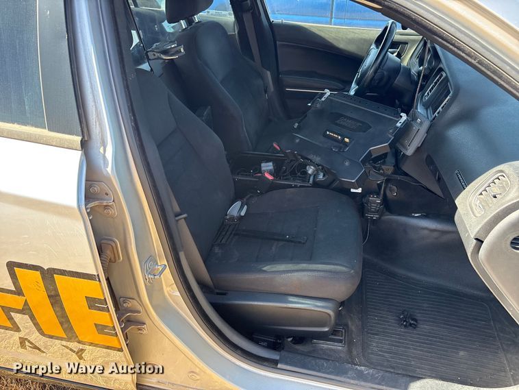 image for item FC2020 2019 Dodge Charger Police 