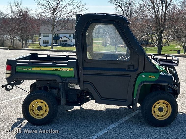 image for item FC5158 2011 John Deere 855 DSL utility vehicle