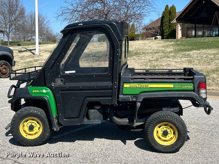 image for item FC5158 2011 John Deere 855 DSL utility vehicle